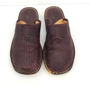 BORN 10 brown drilles slip on closed toe shoes cozy casual